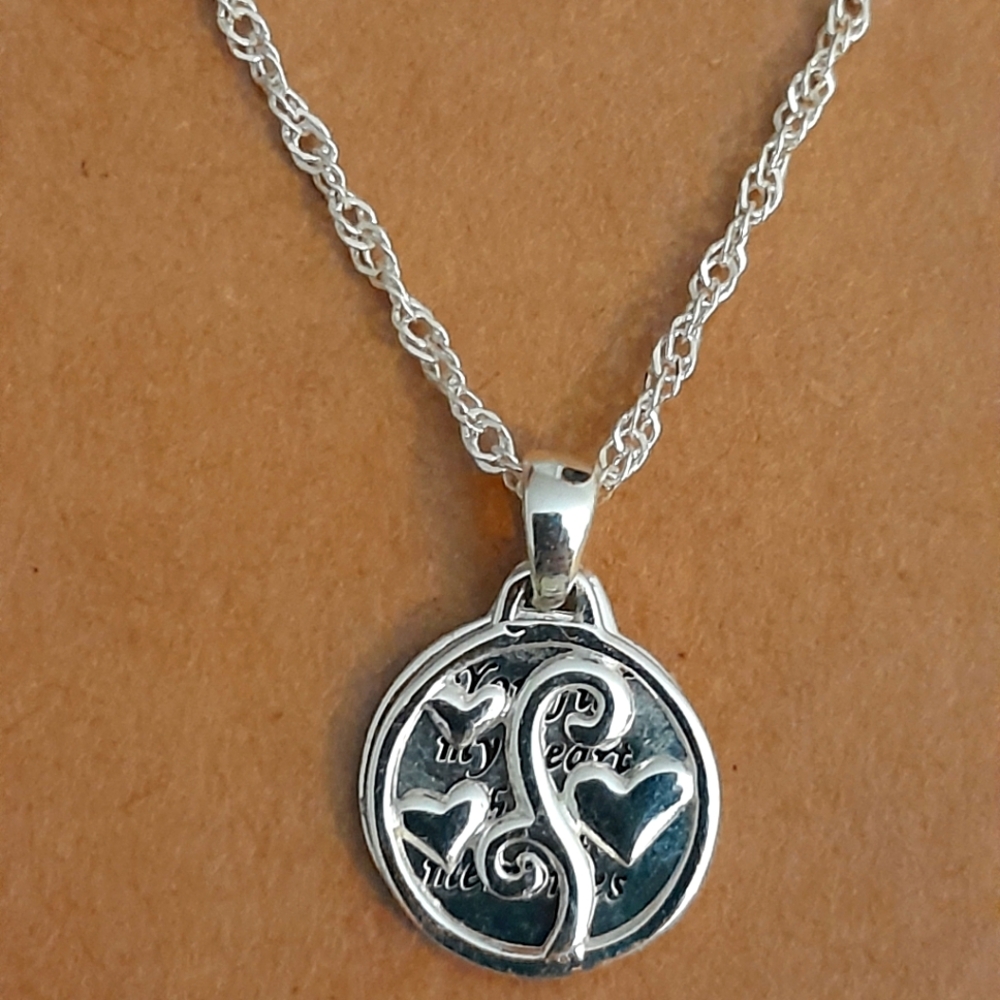 Sterling Silver 'You Fill My Heart With Happy Memories' Pendant Necklace